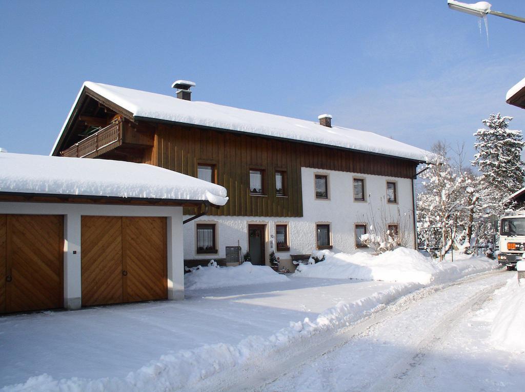 Gaestehaus Monalisa Hotel Grabenstätt Exterior photo